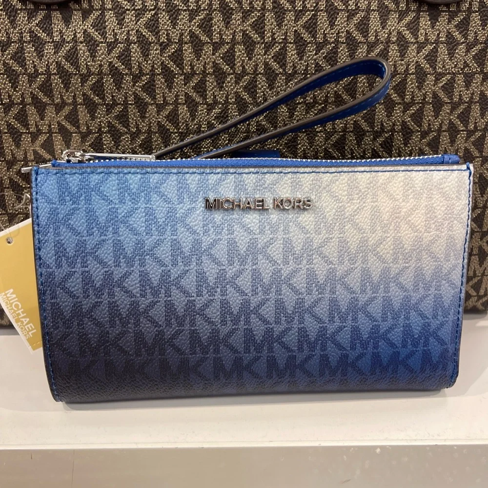 MICHAEL KORS Jet Set Large Ombré Signature Logo Double Zip Wristlet Phone Holder